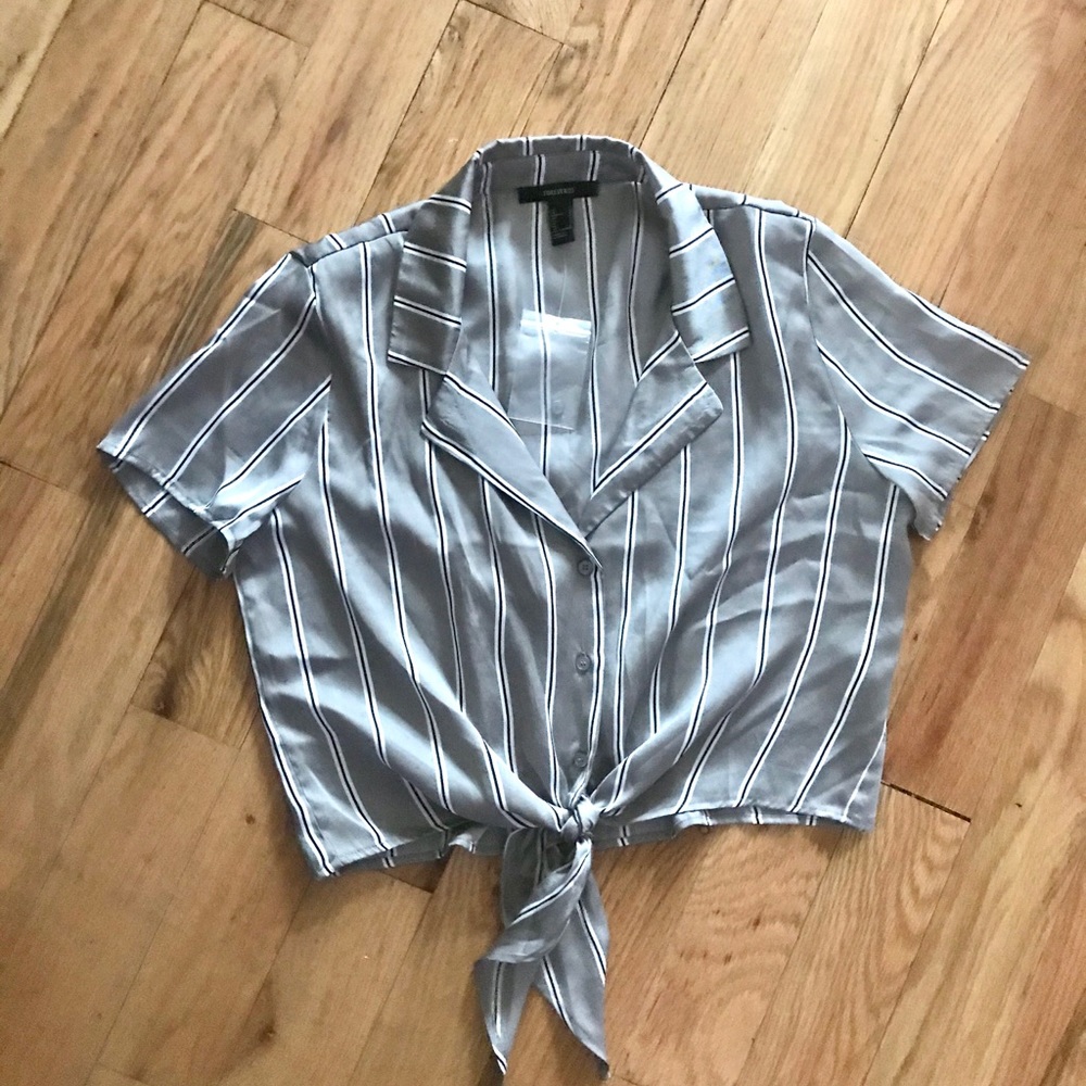 “Professional” Cropped ButtonDown Striped Top
